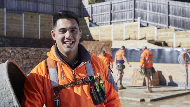 hipages tradie Martin Nguyen from Kubra Building Services. Picture: hipages/ Brett Stevens