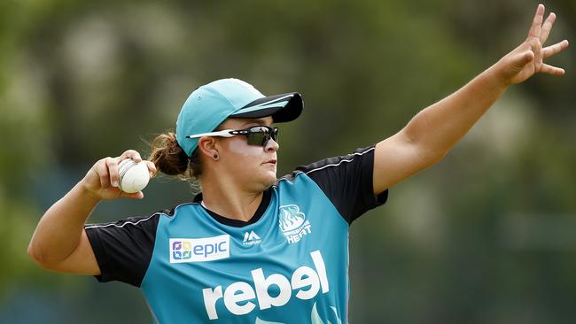 Barty even took up cricket with WBBL’s Brisbane Heat. (Colleen Petch)