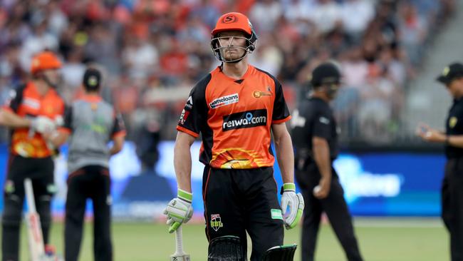 Cameron Bancroft walks off after being dismissed amid the Scorchers’ defeat.