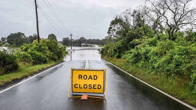 Road closure at Pitt Town, McGraths Hill. Picture: NCA NewsWire/Flavio Brancaleone.