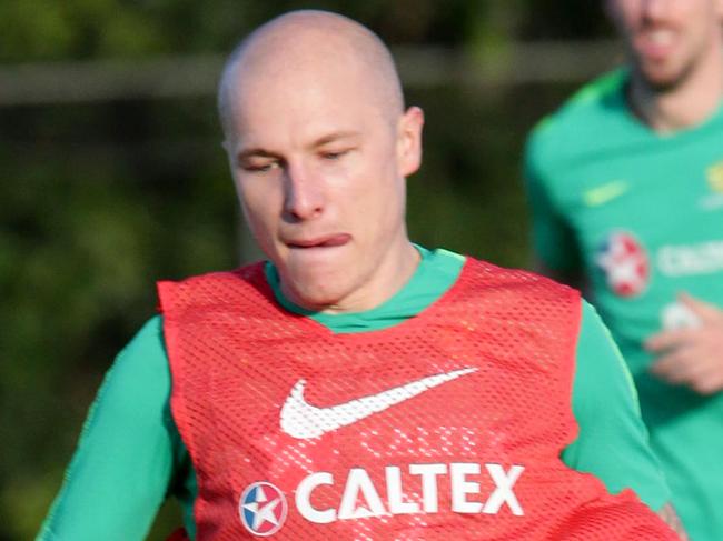 No.13 Aaron Mooy (red), at Socceroos training at Richlands, Brisbane, on Tuesday November 13, 2018 (AAP/Image Steve Pohlner)