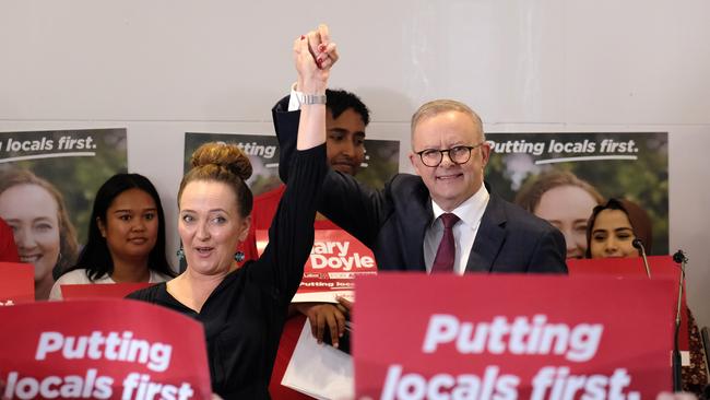 Mr Albanese visited the electorate on Saturday morning.