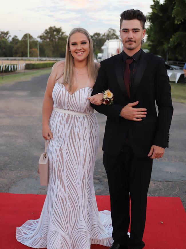 Kirra Osrecki and Fred Lurman at the James Nash State High School formal 2022.