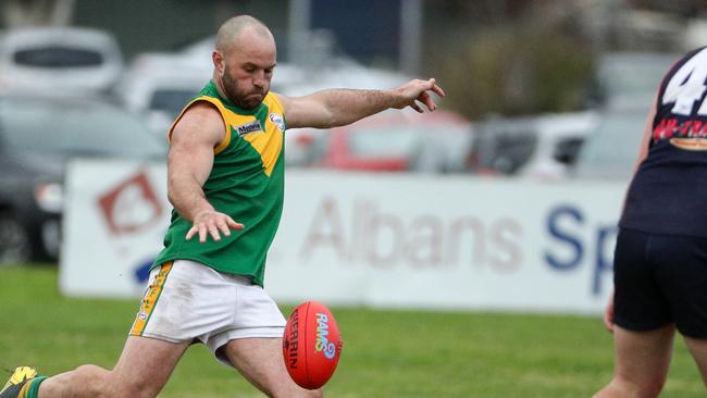 Wayne Patak in action for Spotswood in 2019. Picture: Local Legend Photography