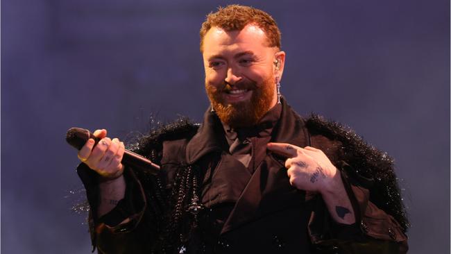 Sam Smith roasted online after splitting his pants during a performance ...