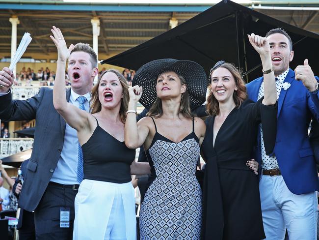 SUNDAY TELEGRAPH - Randwick Races on day 1 of "The Championships". Punters and horseracing fans flock to Randwick to watch the races. L to R, Sean Cheshire, Heather CHeshire, Nat Gordon, Estelle Gold, Heath Decker (0402989588) and Ross Lea.