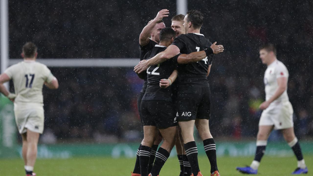 The All Blacks managed to come from 15 points down to beat England at Twickenham.