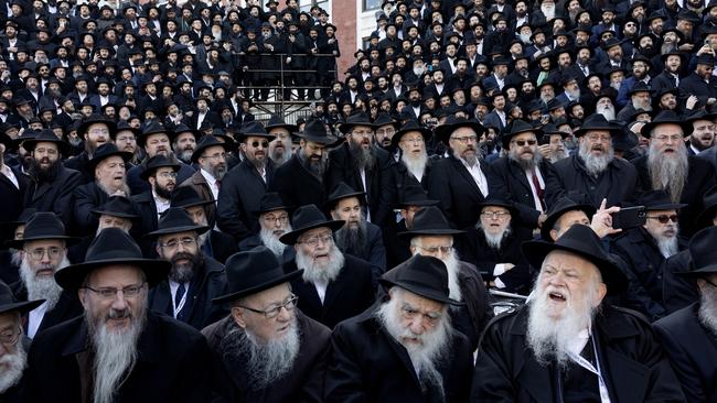 BROOKLYN, NY - NOVEMBER 12: Thousands of Chabad-Lubavitch rabbis from around the world pose for an annual photograph outside of the Orthodox Jewish sect's world headquarters, November 12, 2023, in the Crown Heights neighborhood of Brooklyn, New York. (Photograph by Andrew Lichtenstein/ Corbis via Getty Images)