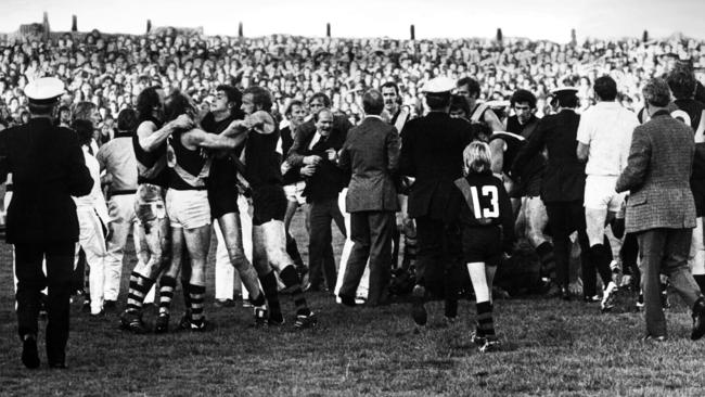 Windy Hill Essendon Sheedy Coleman Jacko Make Headlines At Bombers Old Home Ground Herald Sun