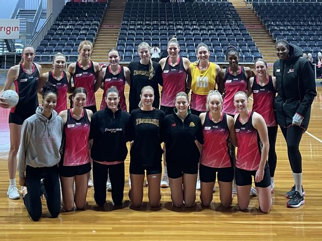 Paige O'Neill (front, fourth from left), Ellie Marshall (front, fifth from left) and Charlotte Walker (back, fifth from left) are training with Adelaide Thunderbirds.