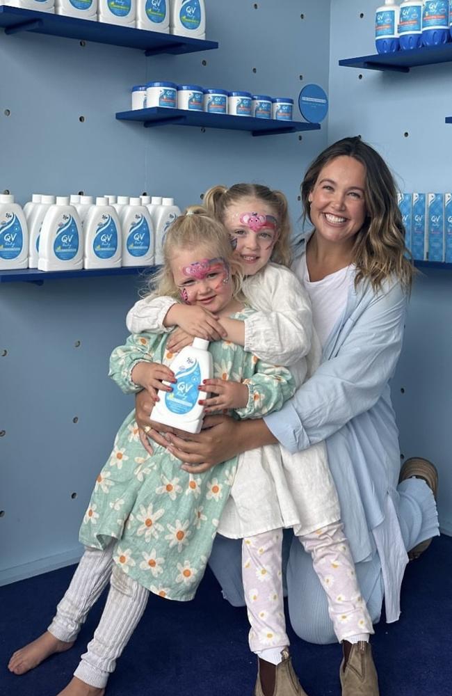 Amie Rohan with her daughters Sadie and Bella. Picture: Instagram