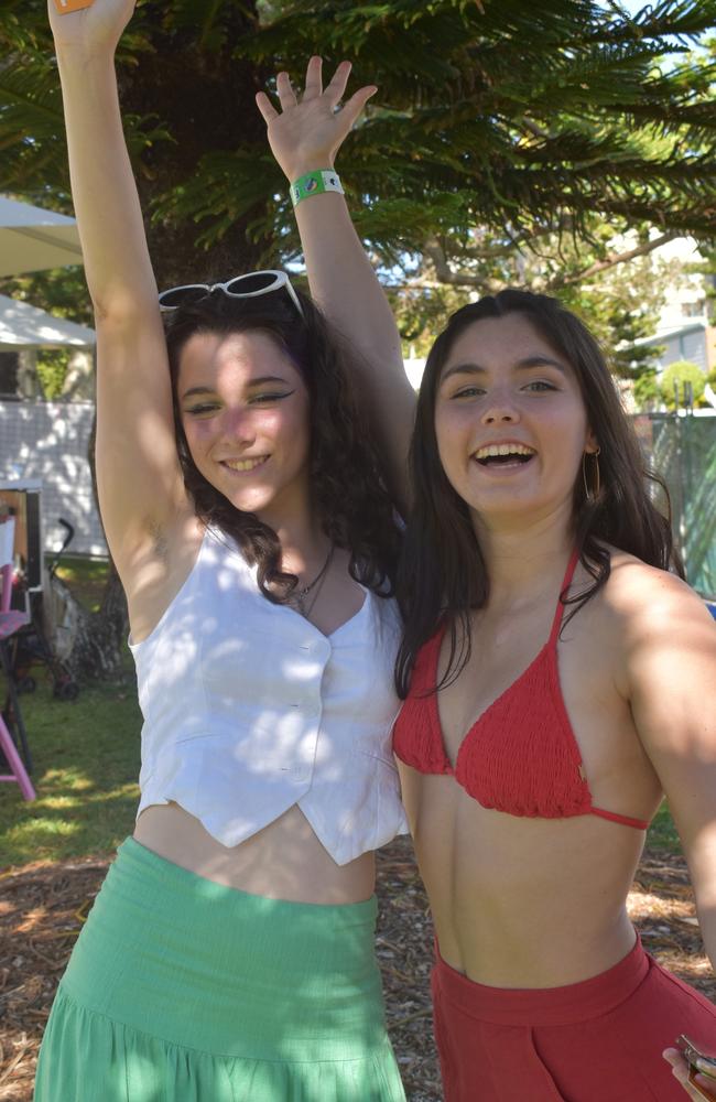 Amelia Keane and Bryony Keane at the 2022 Caloundra Music Festival. Photo: Elizabeth Neil