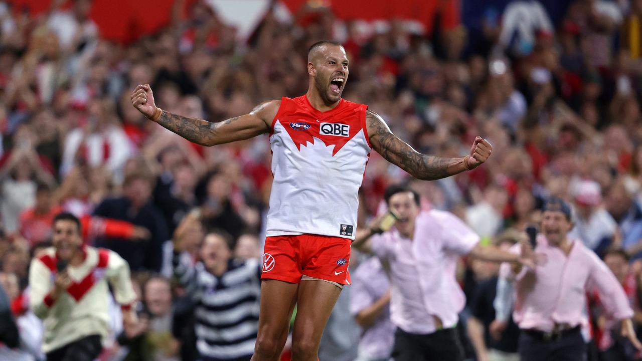 The crowd flooded onto the Sydney Cricket Ground when the Sydney Swans’ Lance Franklin kicked his 1000th AFL career goal in 2022. Picture: Phil Hillyard