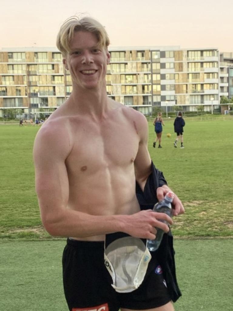 Port Adelaide key defender Jake Pasini training in Perth. Source Mitch Georgiades/Instagram.