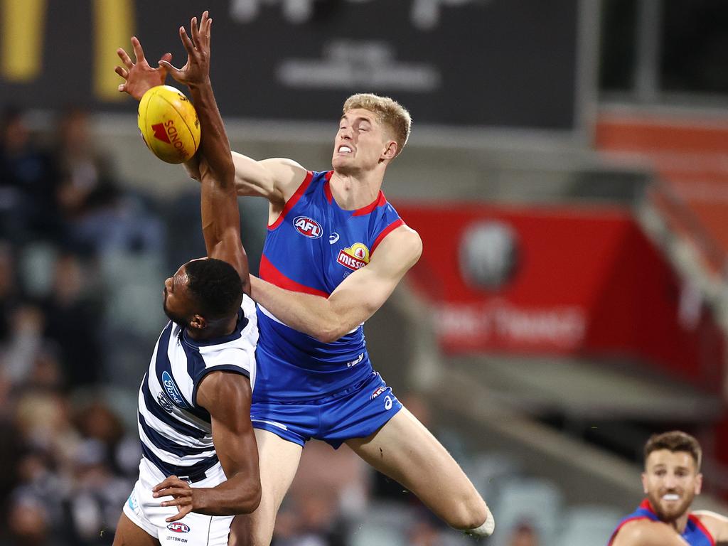 Tim English has filled in as ruckman throughout the season for the Bulldogs in Martin’s absence. Picture: Michael Klein