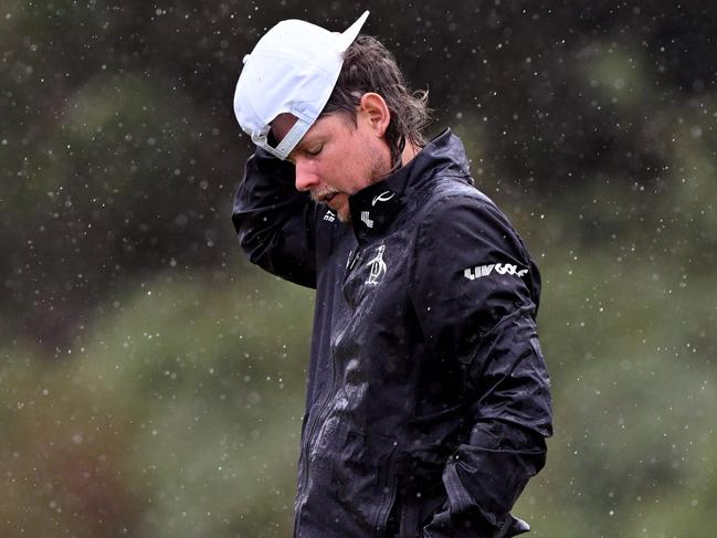 Cameron Smith of Australia reacts during the third round of the 2024 ISPS Handa Australian Open Golf tournament at the Kingston Heath Golf Club in Melbourne on November 30, 2024. (Photo by William WEST / AFP) / --IMAGE RESTRICTED TO EDITORIAL USE - STRICTLY NO COMMERCIAL USE--