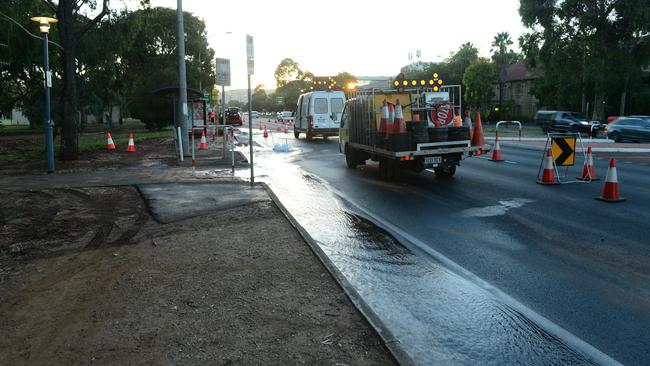 Eastbound traffic on Greenhill Rd was swiftly cut down to one lane. Picture: Mark Brake