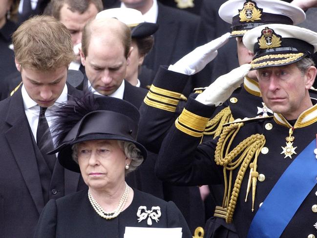 The Queen and the royal family with Tony Blair and members of the Cabinet plus leaders of the other major parties at the cenotaph. Picture: Arthur Edwards.