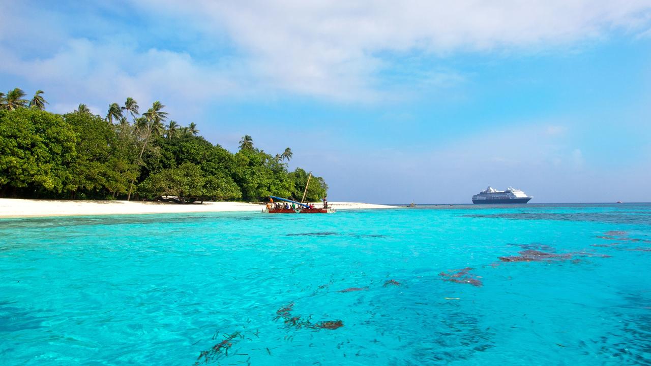 Cruise with P&O to the Papua New Guinea and the Conflict Islands escape