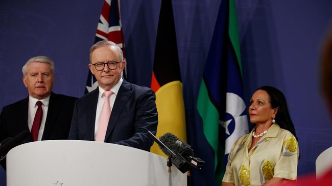 Prime Minister Anthony Albanese has praised his retiring ministers Brendan O’Connor and Linda Burney. Picture: NewsWire / Nikki Short