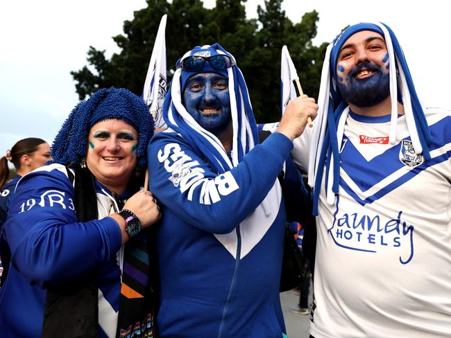 BRISBANE, AUSTRALIA - MAY 17: Bulldog fans show their support ahead of the round 11 NRL match between Canberra Raiders and Canterbury Bulldogs at Suncorp Stadium, on May 17, 2024, in Brisbane, Australia. (Photo by Hannah Peters/Getty Images)