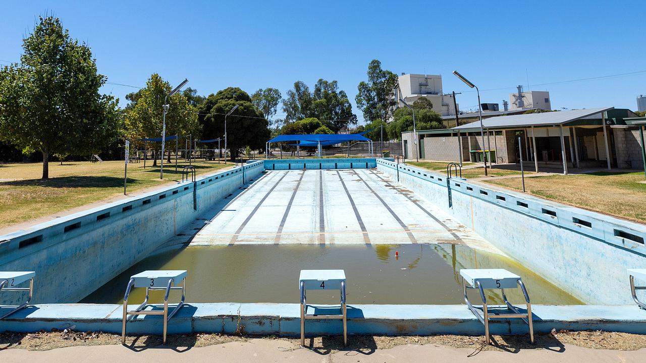 Shocking reason hundreds of pools across Victoria face closure