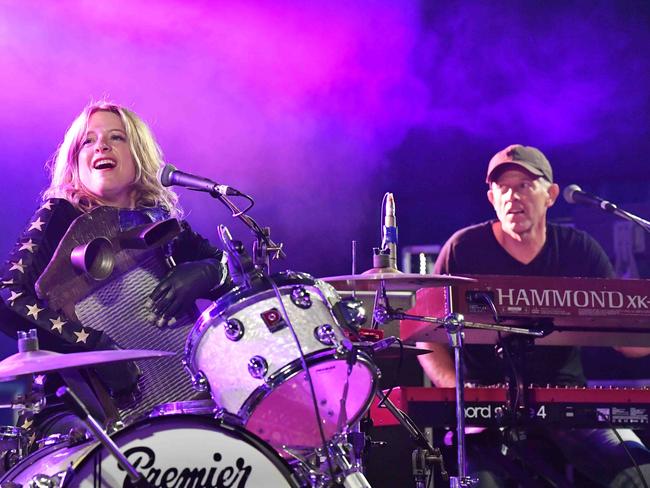 Hat Fitz and Cara perform Boss Hire Blues Bar, Gympie Music Muster. Picture: Patrick Woods.