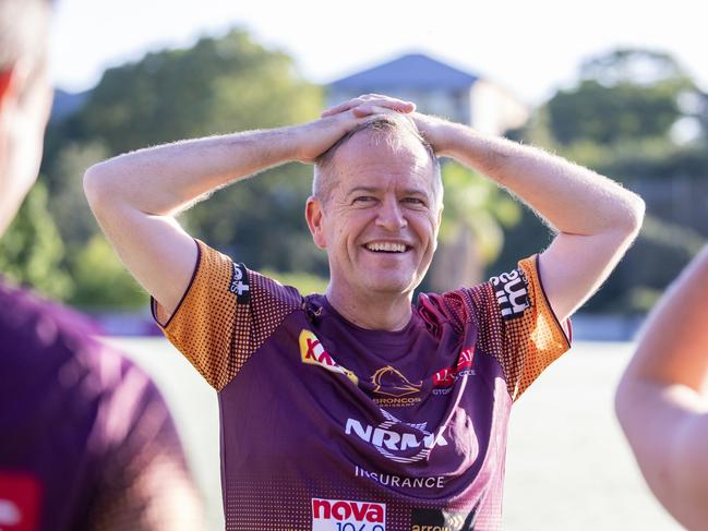 Opposition Leader Bill Shorten is seen before a morning run with Broncos players and Labor candidates at the Clive Berghofer Centre, in Brisbane, Monday, April 8, 2019. (AAP Image/Glenn Hunt) NO ARCHIVING