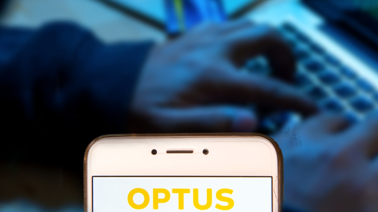 Hacker must have had an ‘incentive’ to take the Optus data down