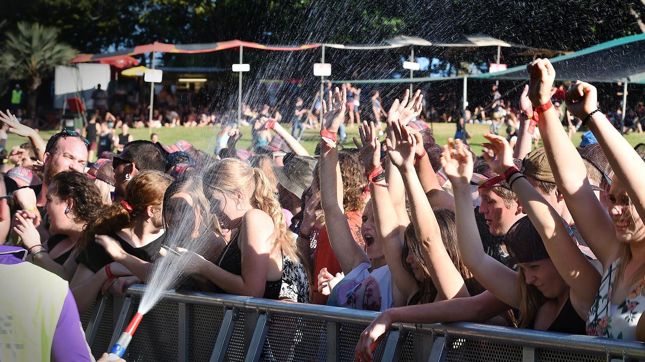 Security wet down the crowd as they heated up at BASSINTHEGRASS 2015