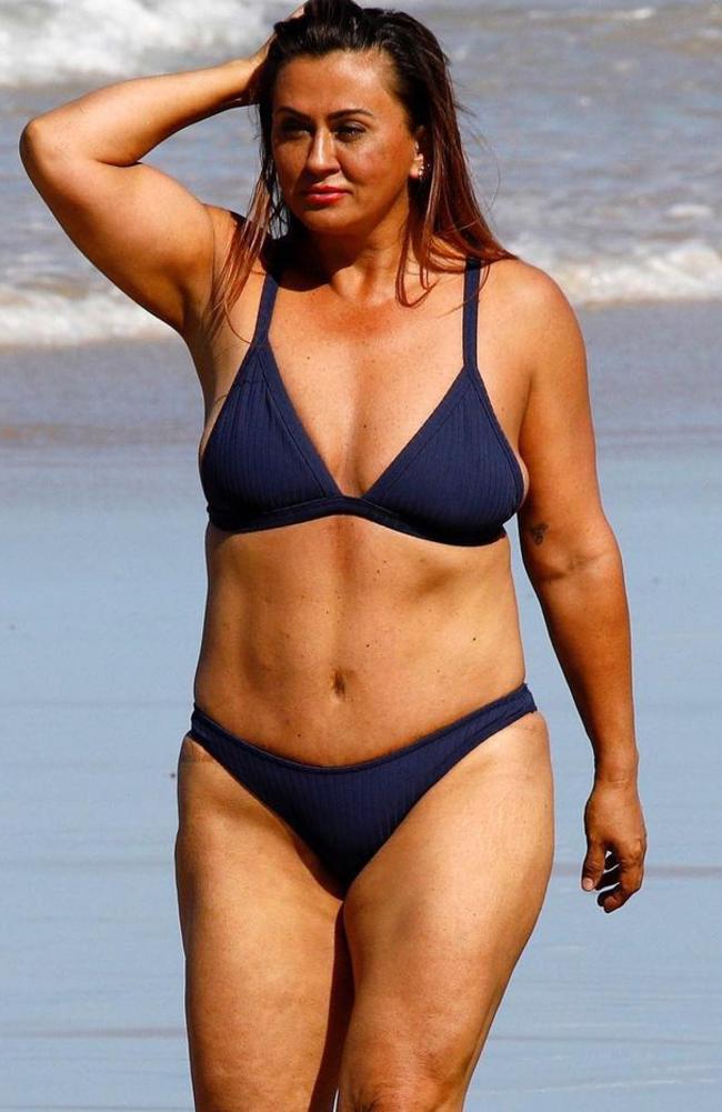 OnlyFans star told to leave beach over skimpy bikini: 'Old wrinkly Karen