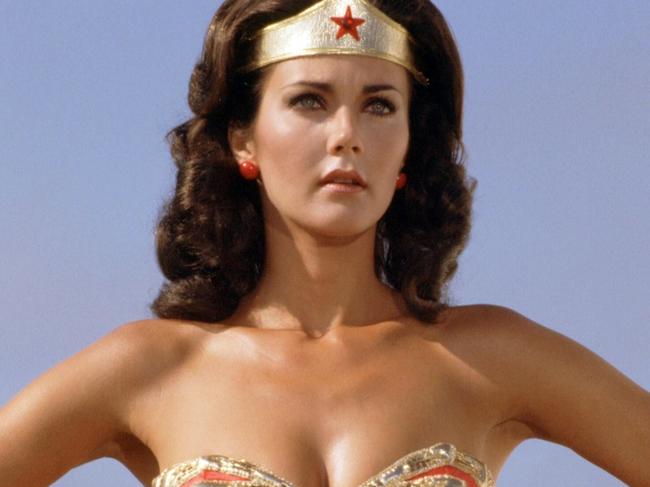 Lynda Carter - Wonder Woman Pic