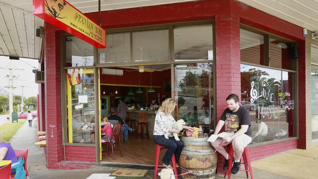 Customers at the Spanish Bar in Seaford called police after witnessing a man shouting at a five-month-old child.