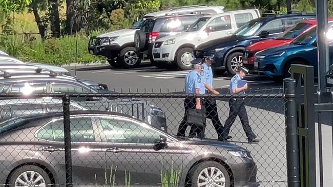 Senior Gold Coast officers arriving at Pimpama station. Picture: Charlton Hart