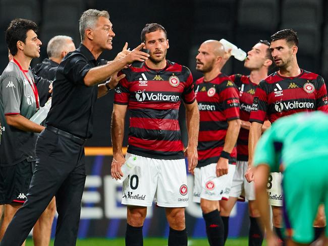 SYDNEY, AUSTRALIA - FEBRUARY 02: Mark Rudan, coach of the Wanderers speaks with players during the round nine A-League Men's match between the Western Sydney Wanderers and the Perth Glory at CommBank Stadium, on February 02, 2022, in Sydney, Australia. (Photo by Brett Hemmings/Getty Images)