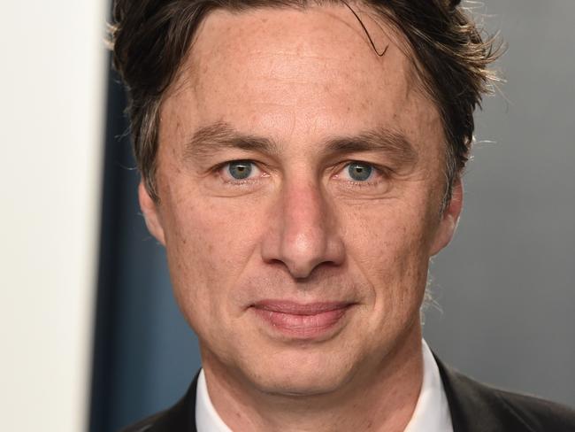 BEVERLY HILLS, CALIFORNIA - FEBRUARY 09: Zach Braff attends the 2020 Vanity Fair Oscar Party hosted by Radhika Jones at Wallis Annenberg Center for the Performing Arts on February 09, 2020 in Beverly Hills, California. (Photo by John Shearer/Getty Images)