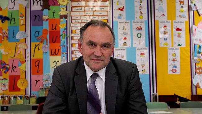 Berwick Lodge Primary School principal Henry Grossek is introducing anti-bullying rules.