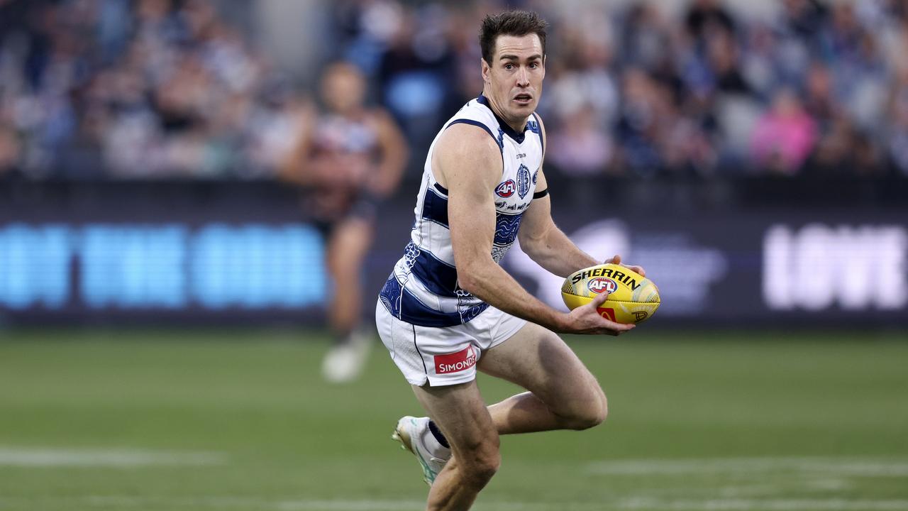 GEELONG, AUSTRALIA - MAY 25: Jeremy Cameron of the Cats runs with the ball during the 2024 round 11 AFL match between Geelong Cats and Greater Western Sydney Giants at GMHBA Stadium, on May 25, 2024, in Geelong, Australia. (Photo by Martin Keep/AFL Photos/Getty Images)