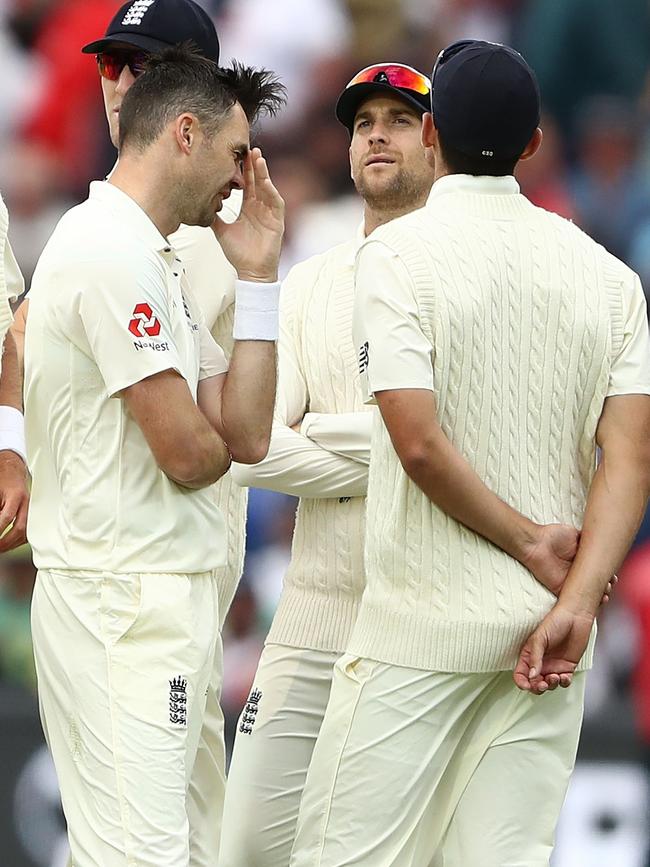 England bowler James Anderson (left) cuts a dejected figure yesterday. Photo: Getty Images