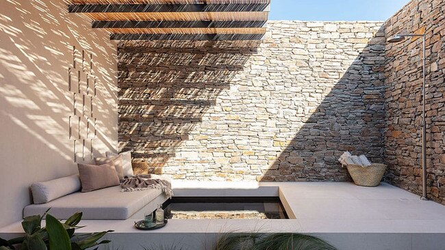 A shaded plunge pool at Nos in Sifnos.