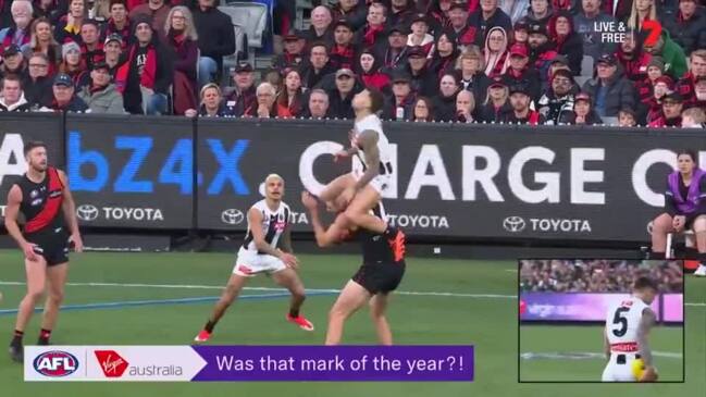 Collingwood star pulls off all-time Anzac Day grab