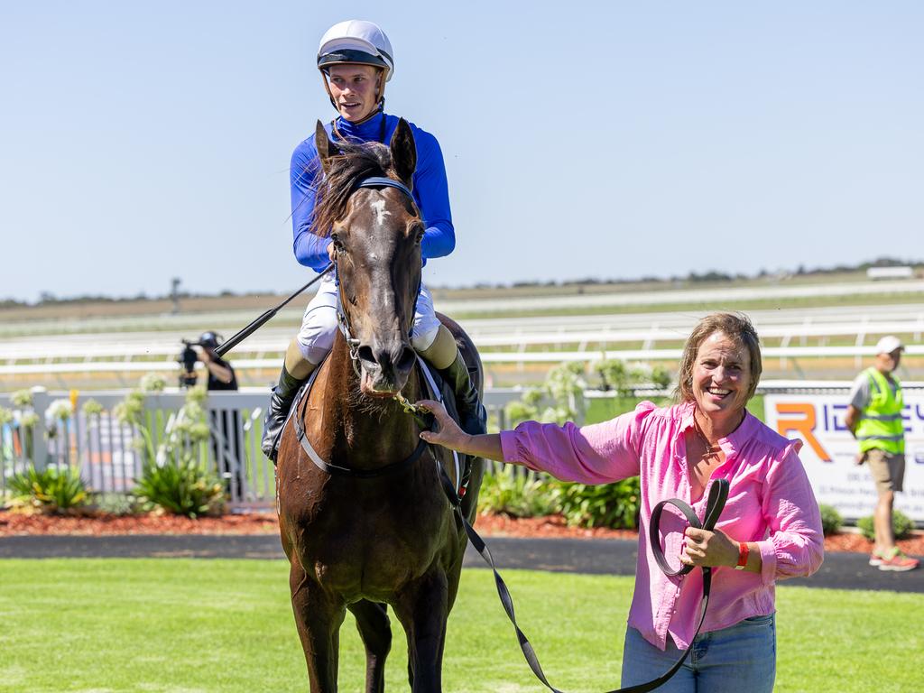 Lachlan Neindorf and Oopy MacGillivray after A Samurai Mind's debut win. Picture: Makoto Kaneko