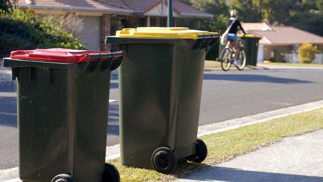 Knox Council will randomly check 10,000 rubbish bins over the next three months.