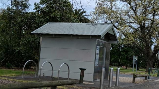 Public toilet on Victoria St Brunswick. Is this Melbourne's best public toilet?