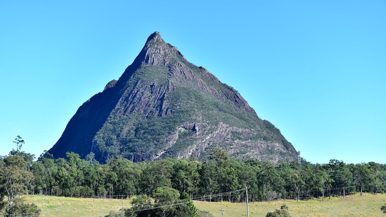 A rescue effort is underway on Mt Beerwah, Sunshine Coast. Photo: Che Chapman / Sunshine Coast Daily