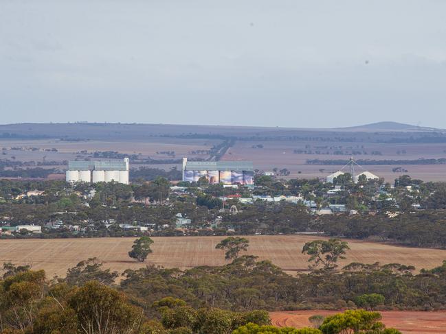 1/2/2020 General Views of Kimba, the town has been chosen to become the new National Radioactive Waste Management Facility.  Picture MATT  TURNER.