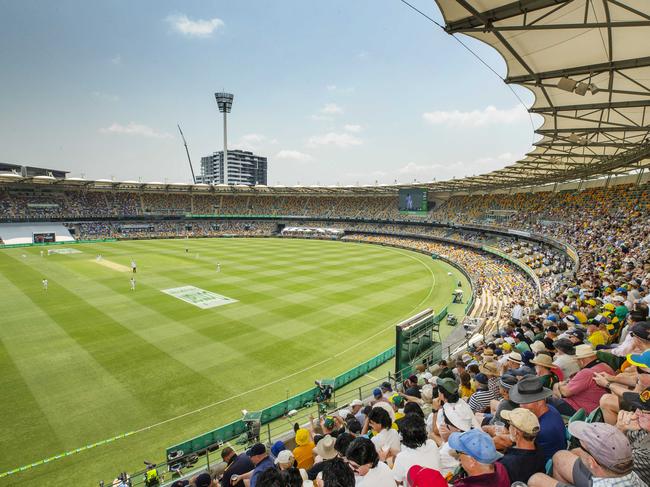 Scene from Day 1 of the test match between Australia and Pakistan at the Gabba. Photo Lachie Millard