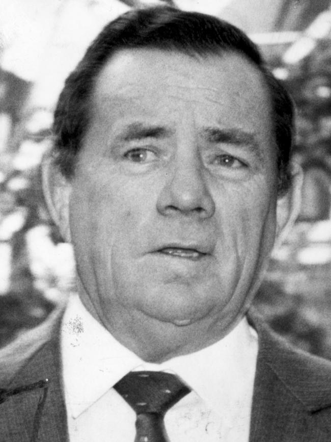 file pic of former RL coach Bob Bax 25 May 1988 at the Fitzgerald Inquiry 35/B/3796/18. Bob died 11/3/00 at age 74. headshot