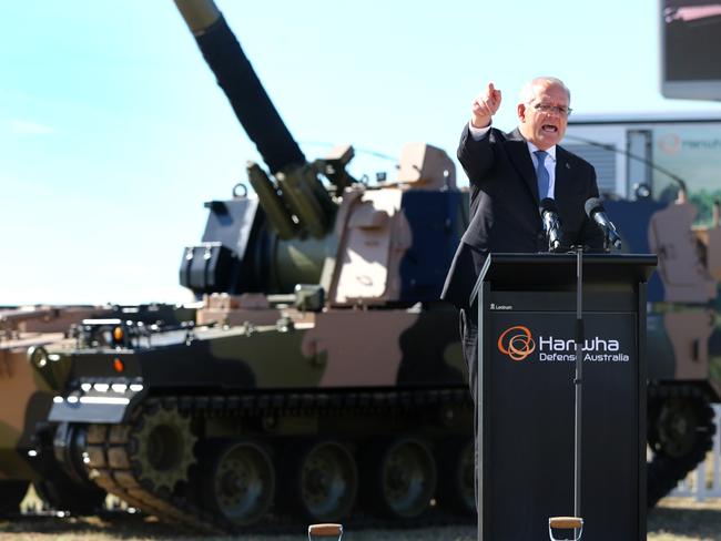 Scott Morrison brings out the big guns on the eve of the campaign in Avalon. Picture: Alison Wynd