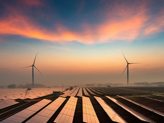 Solar power plants in the dusk of the evening